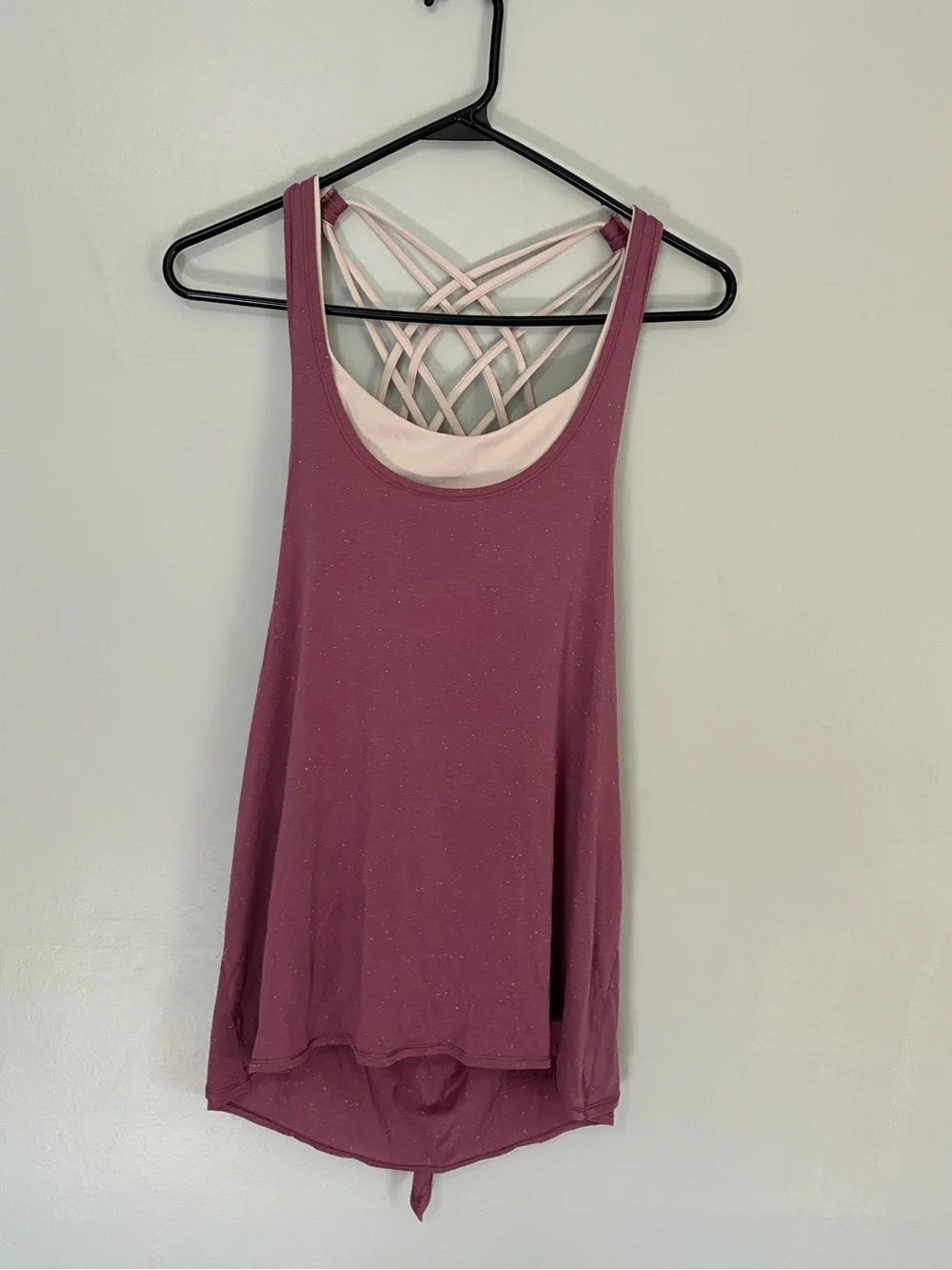 Lululemon women’s 4 tied in energy 2 in 1 tank plumful